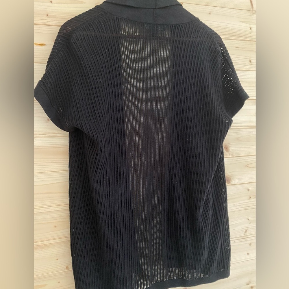 BANANA REPUBLIC Women’s XS/S Black Short Sleeve Front Pockets Cardigan Sweater - Picture 4 of 10